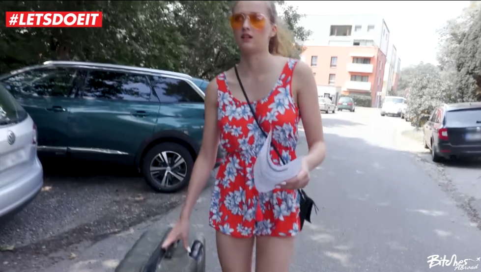 Stacy Cruz přijela do Španělska