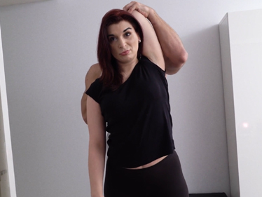 Fyzio nebo zločinec? Oba ji vymrdají doma