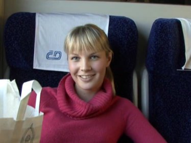 Czech Streets 9 – Veronika se pouští do nebezpečného sexu ve vlaku