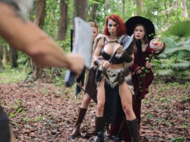 Kouzelnické porno se sexy bojovnicemi, to je úchvatné umění